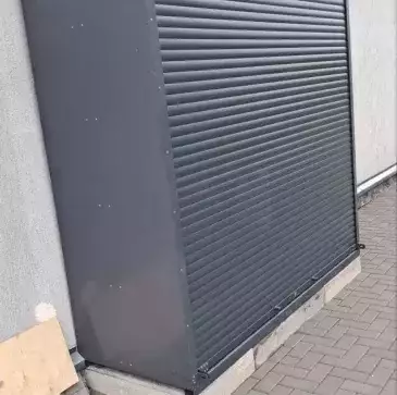 Шкаф для хозяйственных принадлежностей в графитовом цвете в дач.массив Мошковский залив, Конаковский р-н, Тверская обл.